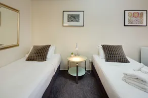 Neutral Bay Lodge - Image 3