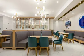 Anlan Select Hotel - Image 2