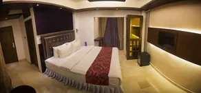Monsoon Inn - Image 3
