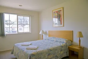 Lamplighter Motel - Image 5