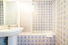 Fira Guest House - Image 3