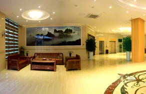 Lihao Holiday Hotel - Image 5