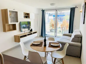 Luxury 1 bedroom flat w.Terrace&Parking - Image 5