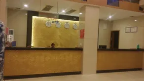 Nanhai Boyue Hotel - Image 4