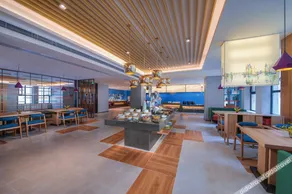 Maison New Century Hotel People's Square Municipal Government Dalian - Image 4
