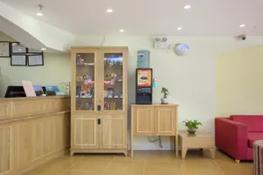 Home Inn Plus Shanghai National Convention and Exhibition Center Xuying Road Subway Station - Image 2