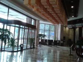Crown Hotel Junyue - Image 2