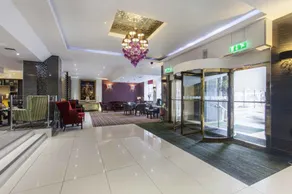 Holiday Inn Oxford Circus - Image 3