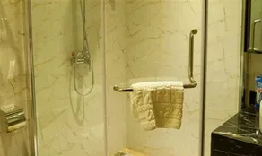 VELSEN  HOTEL - Image 5