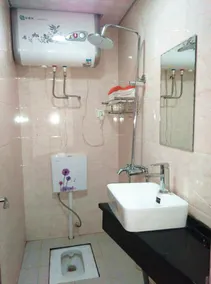 Xingyi Haixing Hotel - Image 2