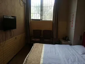 Suining Huafu Business Hotel - Image 4