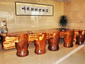 Ruilong International Hotel - Image 5