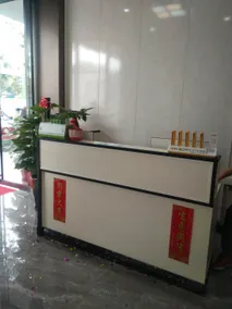 123 Hotel - Image 4