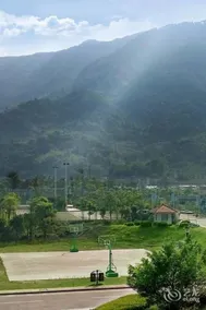 Guian Hot Spring Conference Center Hotel - Image 3