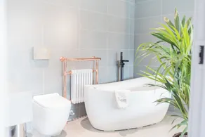 Waterhead Bath Suites - Image 5