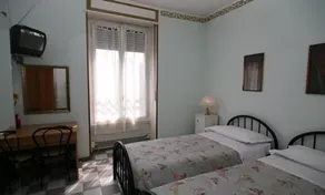 Hotel Eva - Image 2
