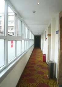 Zero Point Boutique Hotel (Linshui Hongfan Plaza Branch) - Image 4