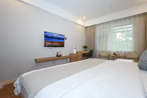 Enjoy Hotel - Image 5