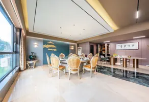 Jinjiang Hotel - Image 2