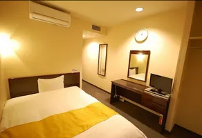 Ennan Hotel - Image 2