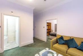 London Gatwick Inn - Image 4