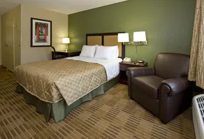 Extended Stay America Suites Chicago Skokie - Image 4