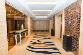 ZHENHE HOTEL - Image 5