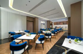 Rezen Garden Hotel - Image 3