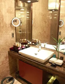 Chengdu Airport Hotel - Image 3
