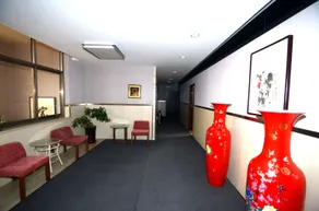 Home and Hotel - Image 5