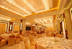 TIANCHENG INTERNATIONAL HOTEL - Image 3