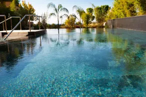 ELITE SUITES by Rhodes Bay - Image 3