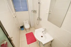 Hua Shan Xiang Yuan Hostel - Image 1