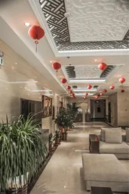 Yinghai Holiday Hotel - Image 5