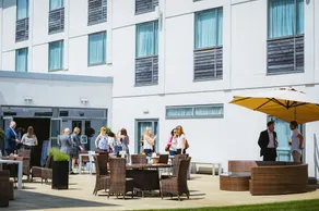 Holiday Inn Winchester - Image 4