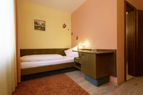 Hotel Kurparkblick - Image 4