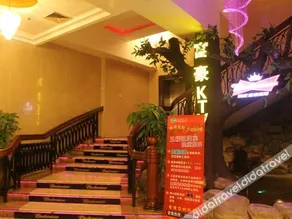 VIP Hotel - Image 5