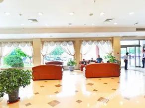 Haotian Holiday Hotel Beijing - Image 5