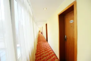 De Lin Lakeside Hotel (Nanhu Park Subway Station Store, Nanning) - Image 3