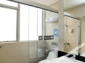 7Days Inn Shenzhen Huaqiangbei Subway Station - Image 4