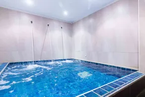 Avana Grand Hotel - Image 5