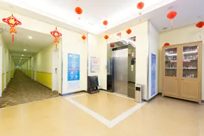 Home Inn Selected Hotel (Xuzhou High-speed Railway Station Wanda Plaza Branch) - Image 3