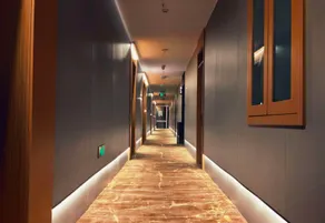 Fengcheng Dingbao Tangquan Hotel - Image 3