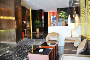 Elephant Hotel - Image 2