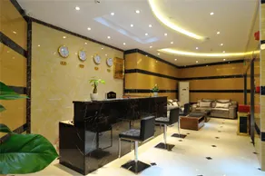 Yuepan Island Hotel - Image 4