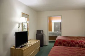Worthington Motor Lodge - Image 5