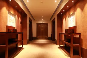 Ruili Hotel - Image 3