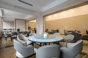 Lavande  Hotels (Ningxiang Emerald Lake International Plaza Store) - Image 4