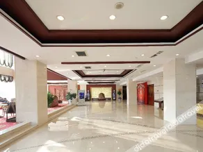 Zhenbao Holiday Hotel (Nanjing Olympic Sports Center) - Image 2
