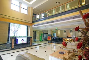 Very Huating Hotel - Image 5